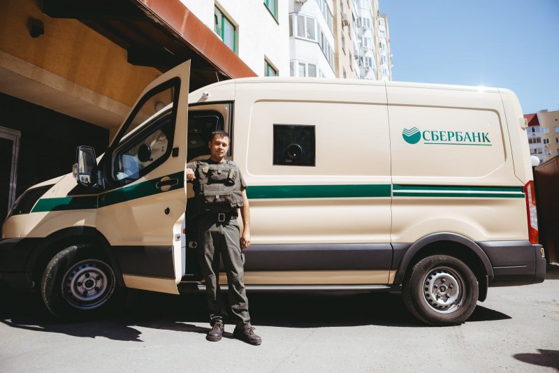 Ford e350 инкассатор