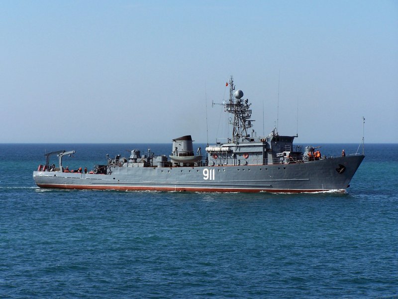 Морской тральщик Турбинист
