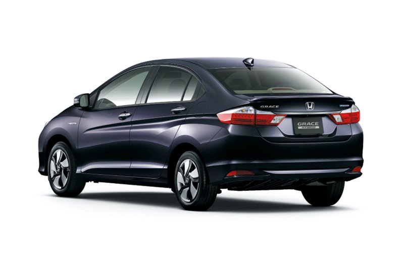 Honda Grace Hybrid