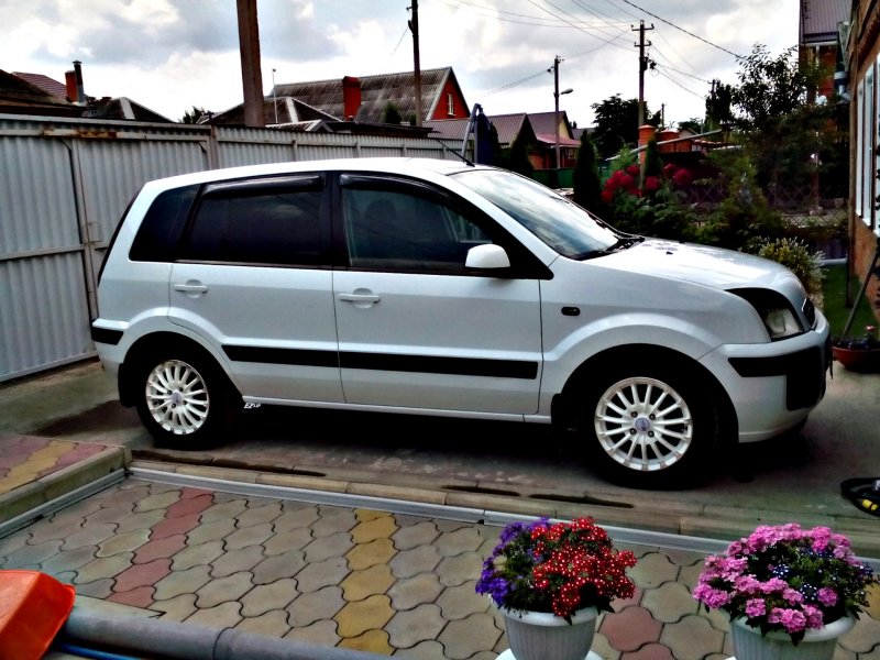 Форд Фьюжн 2007 белый