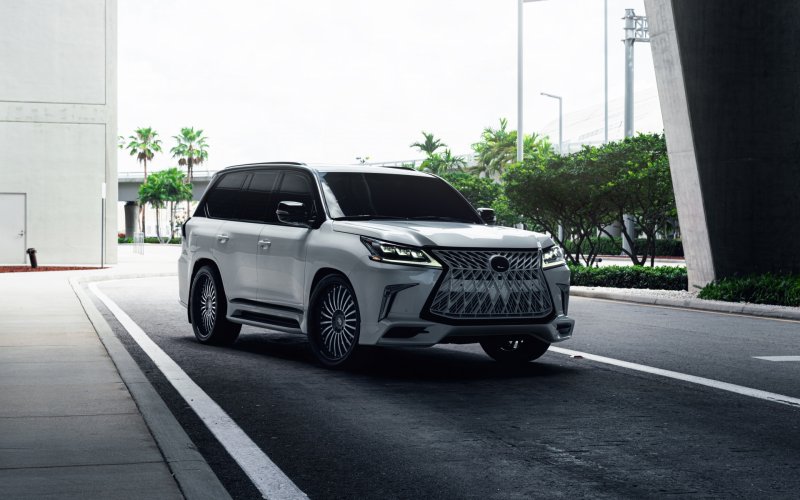 Lexus LX 570