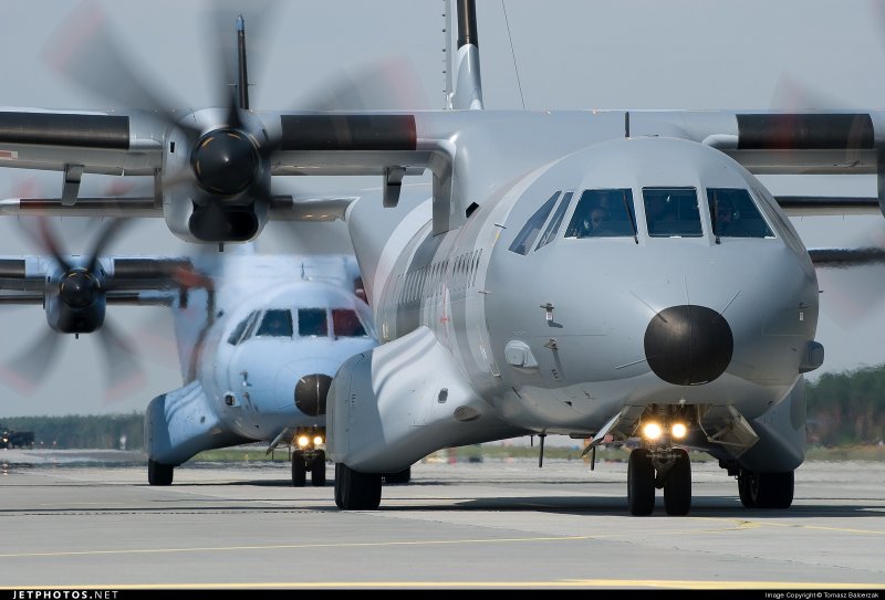 Самолёт c295 Uzbekistan