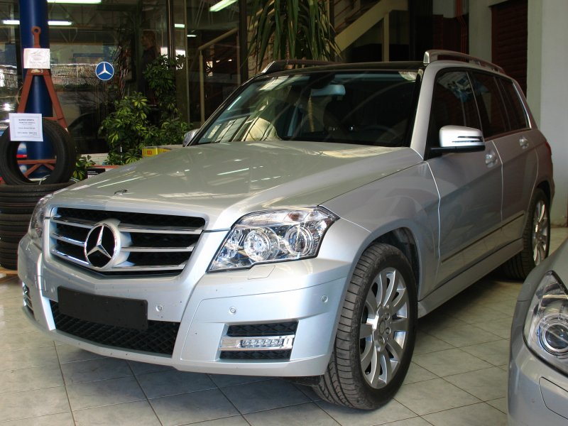 Мерседес-Бенц GLK 300 4matic