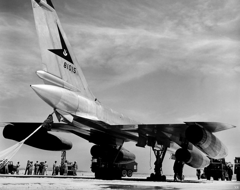 Конвэр b-58