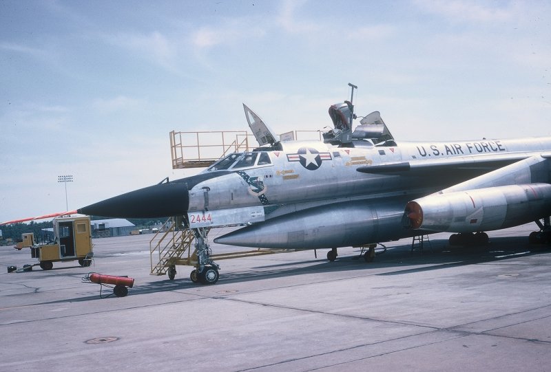 Конвэр b-58