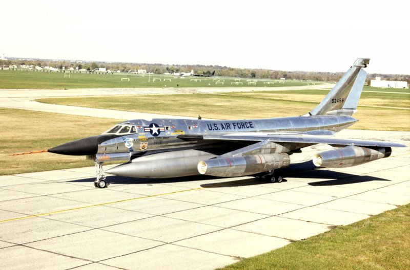 Конвэр b-58
