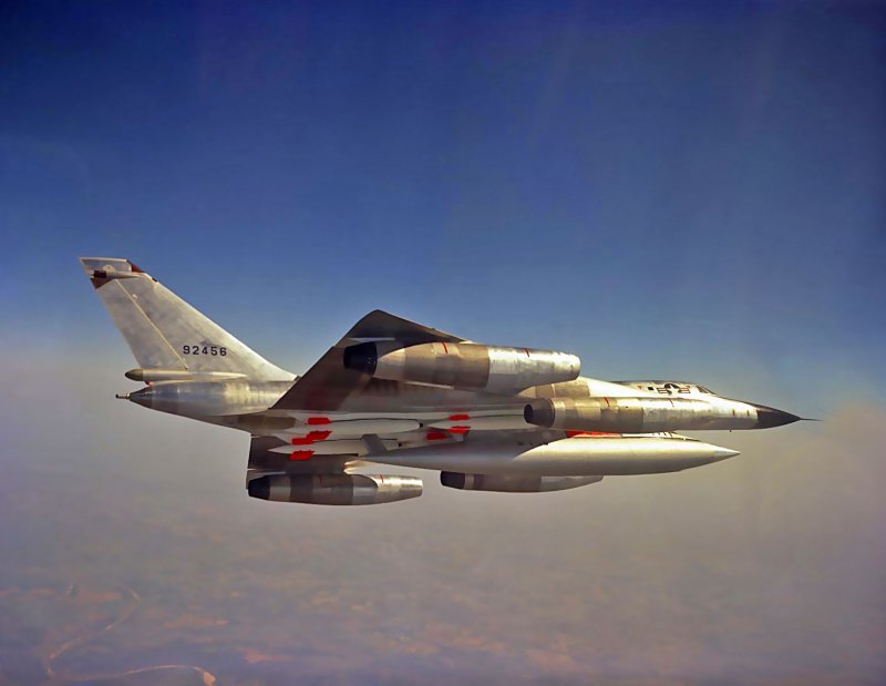 B 58 бомбардировщик