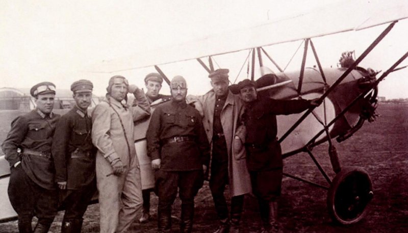 Памятник погибшим летчикам ВВС РККА Монголия
