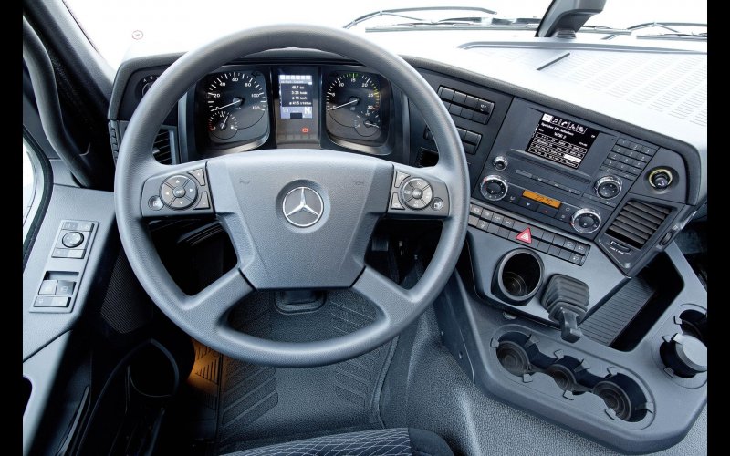 Кабина Mercedes-Benz Arocs
