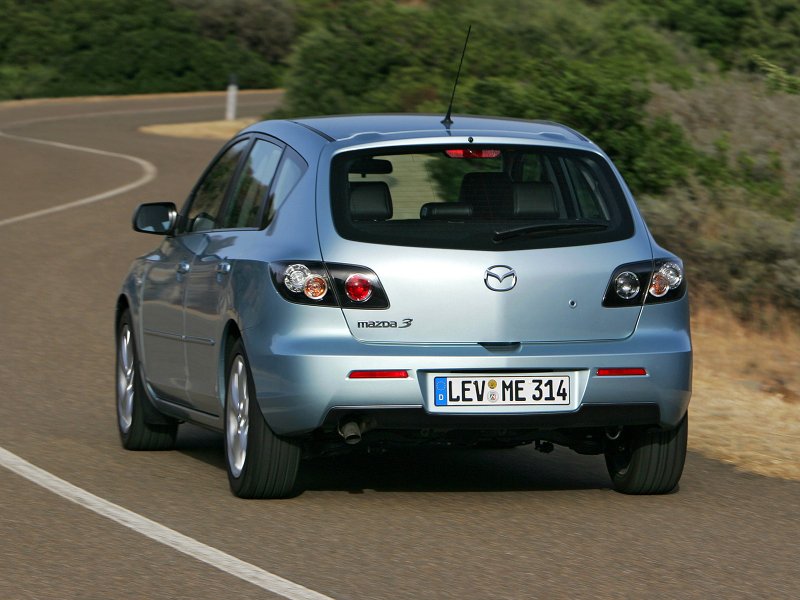 Mazda 3 хэтчбек старый кузов