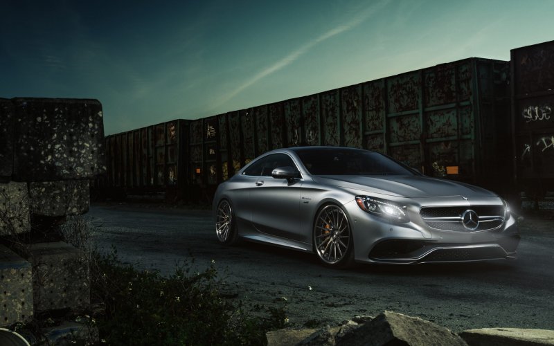 Mercedes Benz s63 AMG Coupe