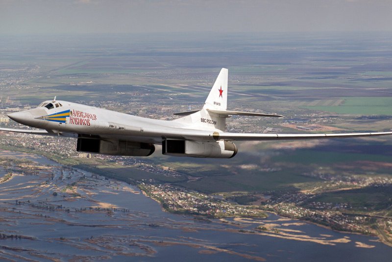 Ту-160м белый лебедь