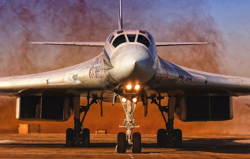 Ту-160 белый лебедь