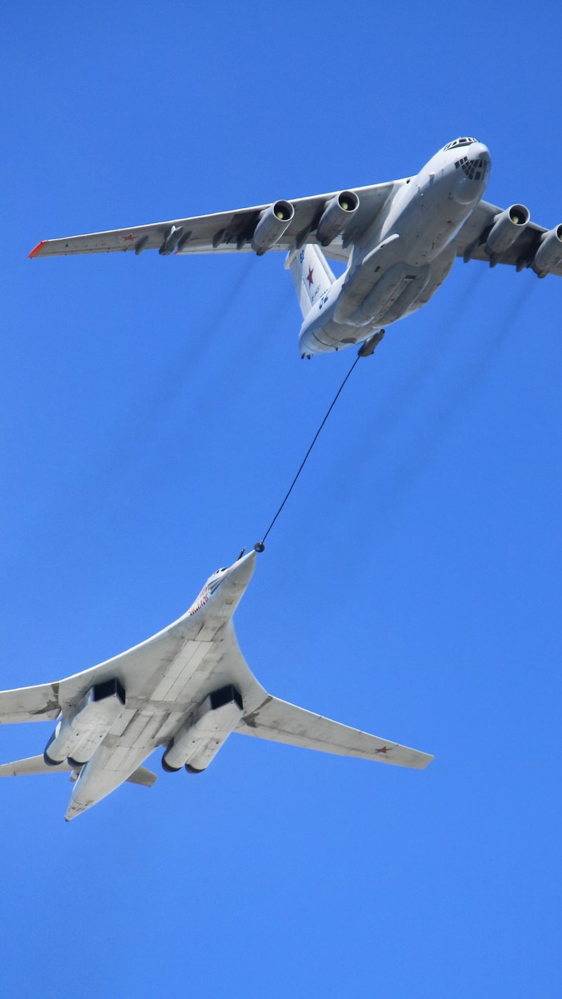 Самолет ту 160