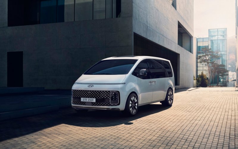 Staria Hyundai минивэн