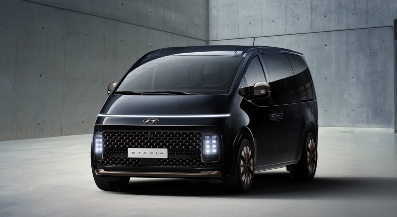 Hyundai Staria 2021