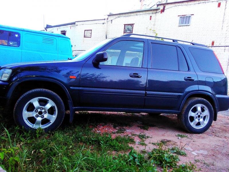 Honda CR-V rd1 215 65 16