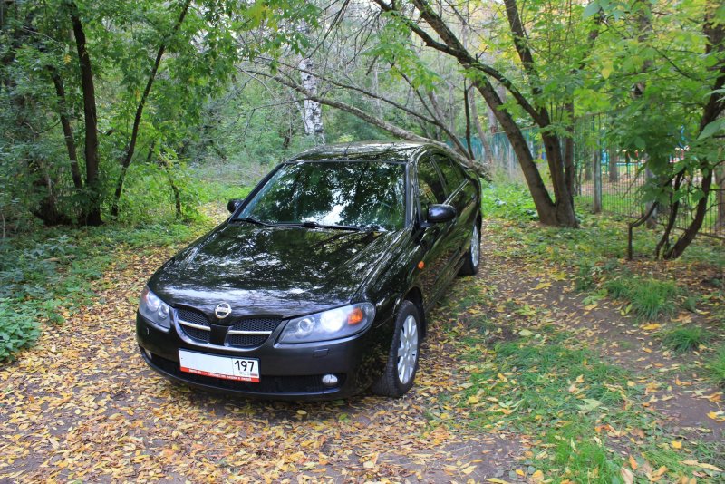 Nissan Almera n16 черная