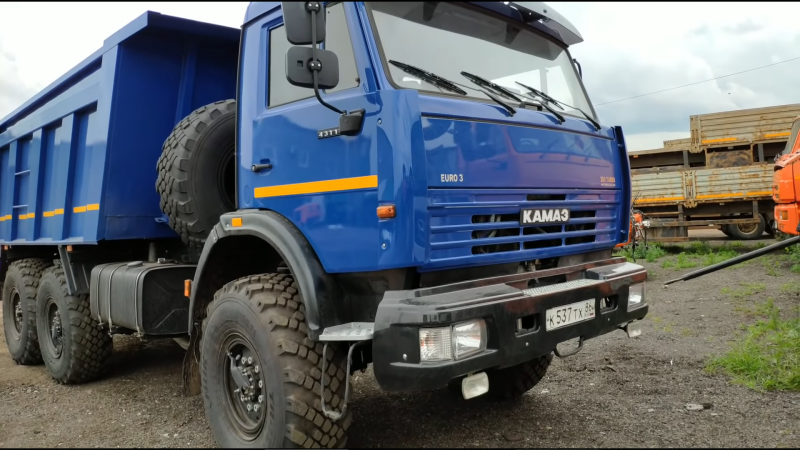 КАМАЗ зерновоз