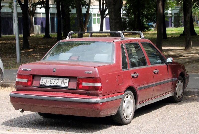 Volvo 460 stance