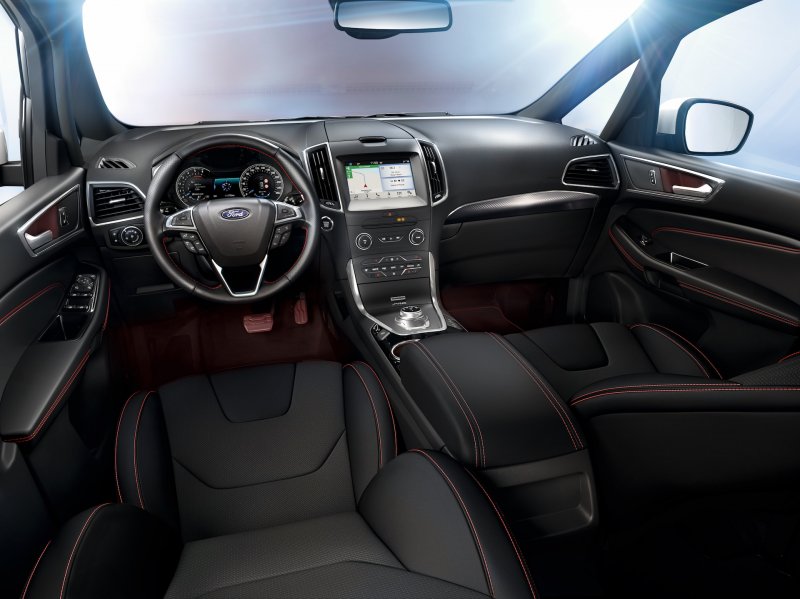 Ford s-Max 2019 салон