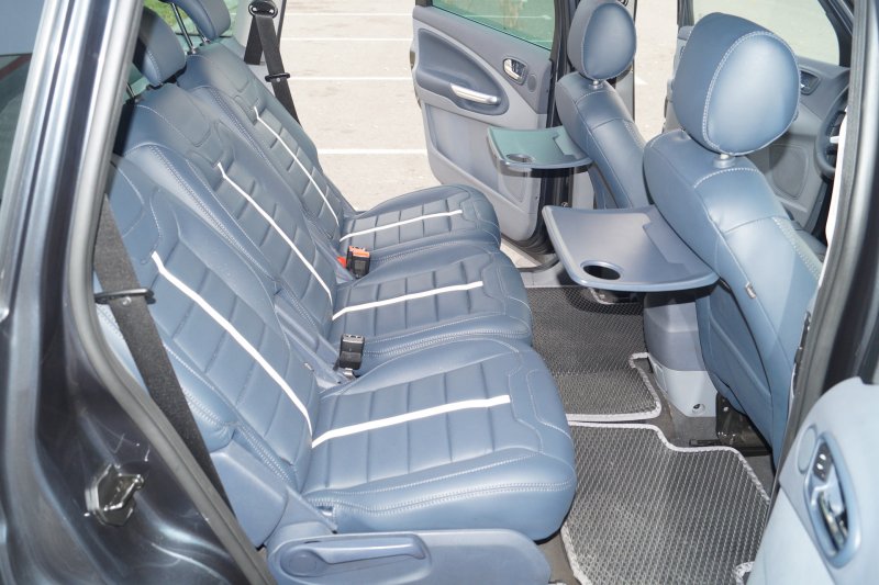 Ford s Max 2006 салон