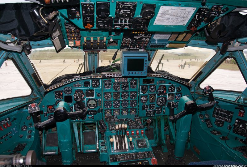 Fs2004 АН-22 кабина пилотов