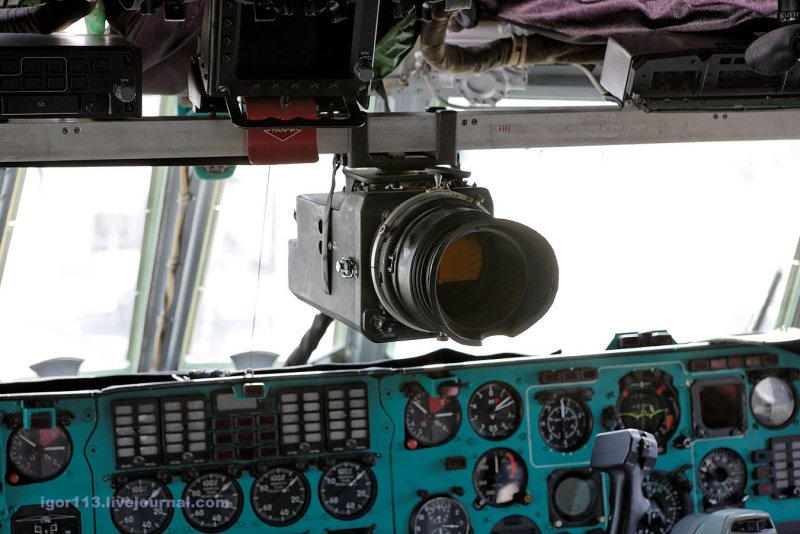 Приборная панель бортрадиста ил-76тд