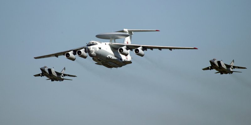 Самолет АК РЛДН А-50 «Шмель».