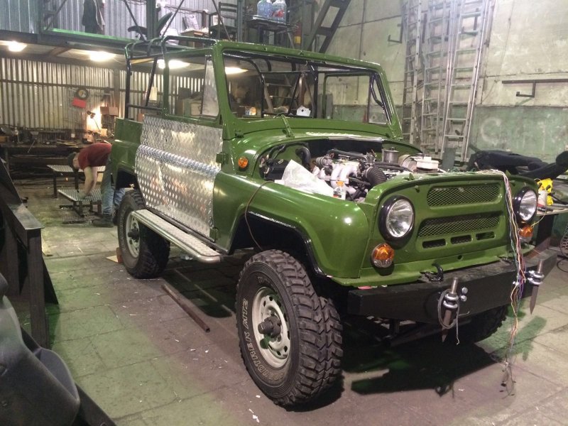 УАЗ 469 кабриолет военный