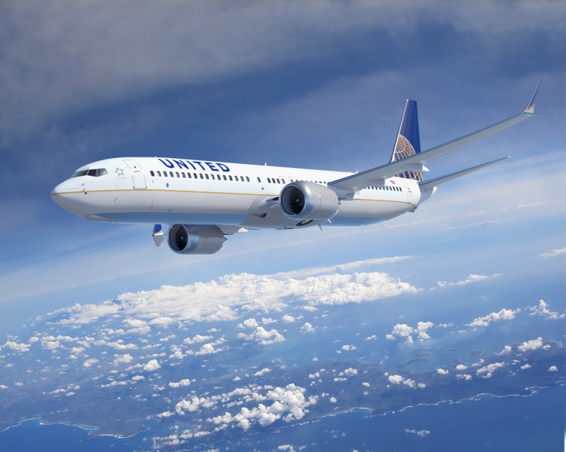 737 Max 8