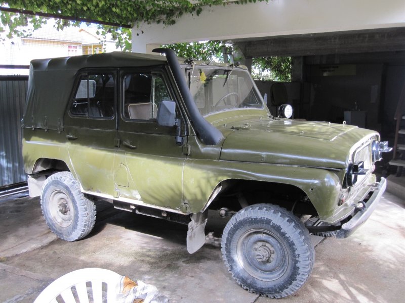 УАЗ 459 серый
