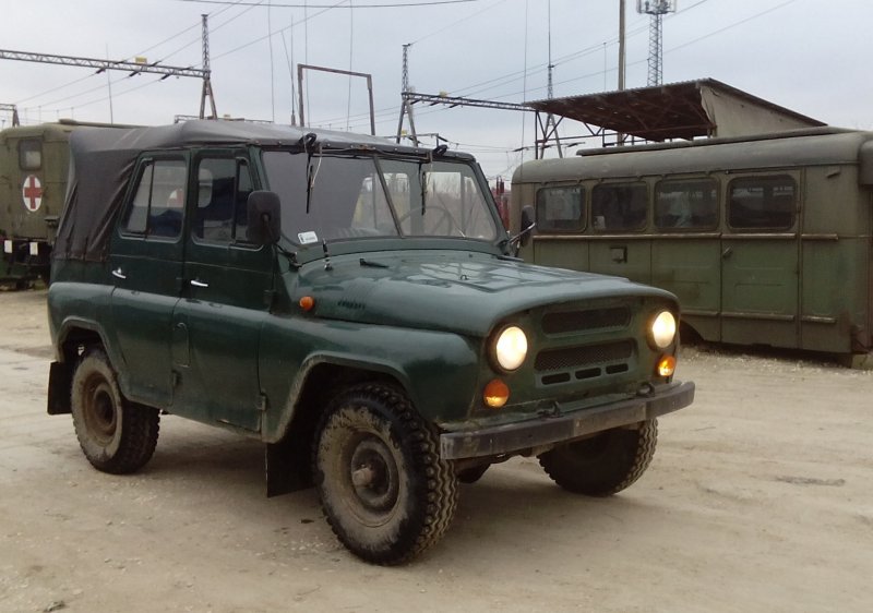 УАЗ 459 серый