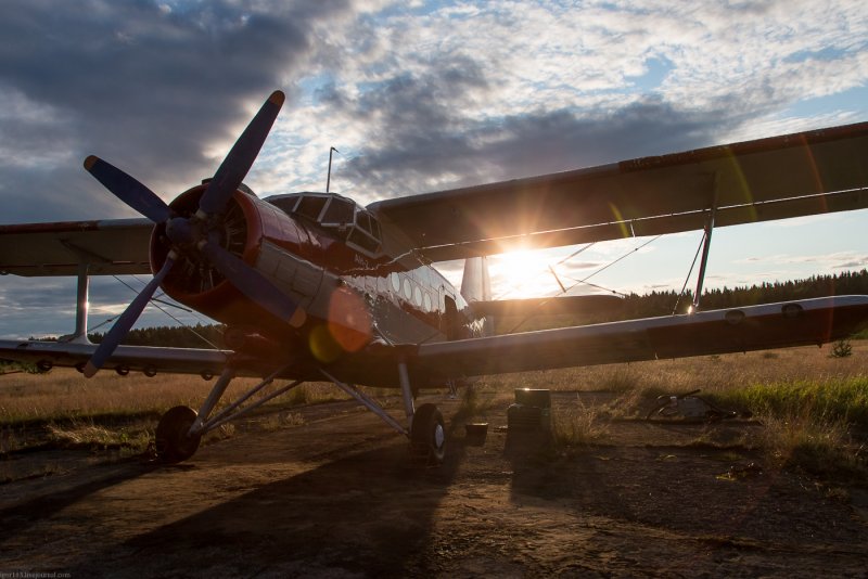 Силуэт самолёта АН-2