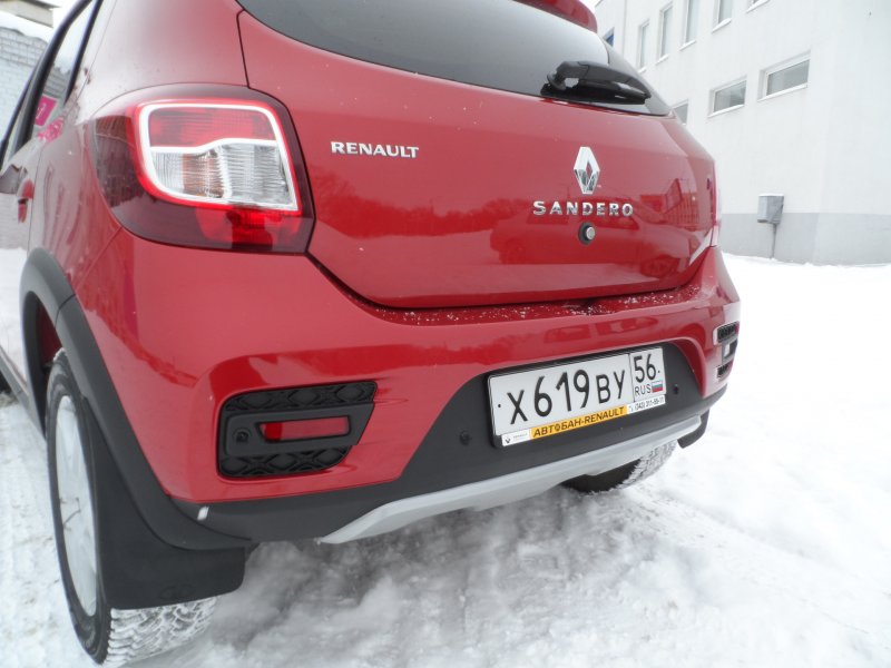 Тюнинговые задние фонари Renault Sandero