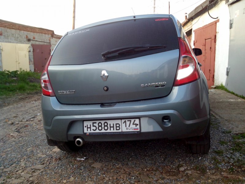 Задний ход Рено Сандеро 1