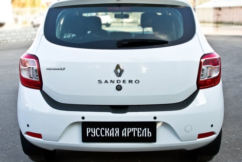 Бампер задний Renault Sandero 2014