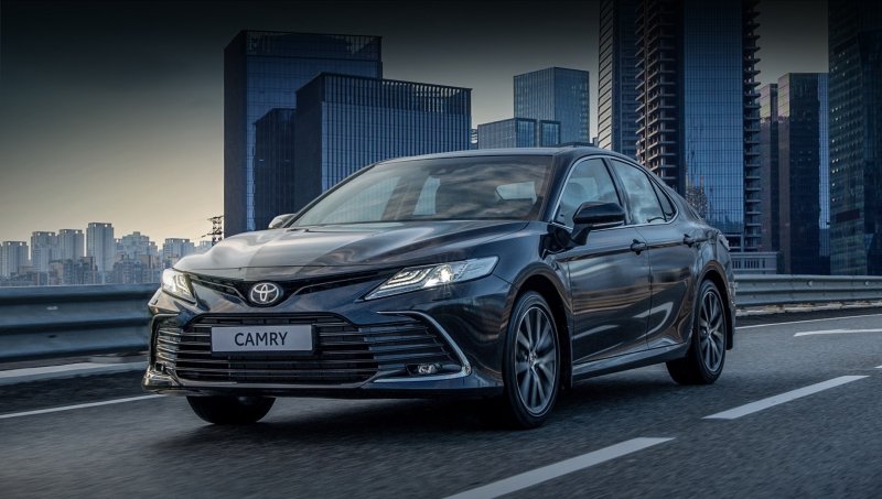 Toyota Camry 2021