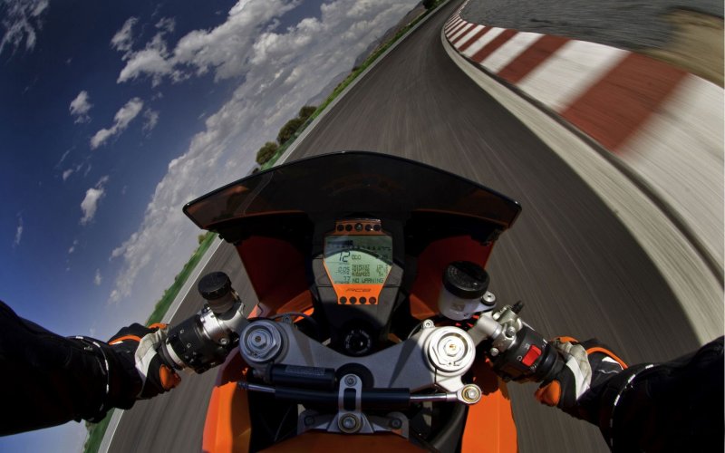 KTM 1190 rc8