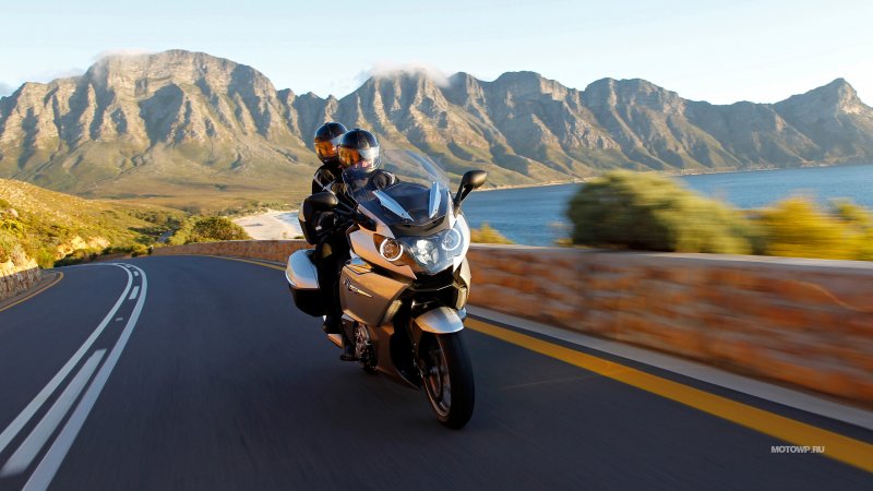 Distinguished Gentleman's Ride BMW k1600gtl