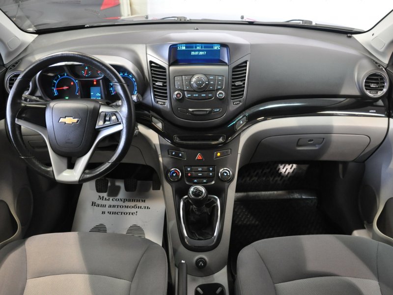 Chevrolet Orlando 2012 салон