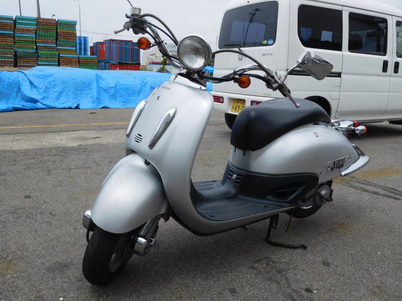 Скутер Honda Джокер