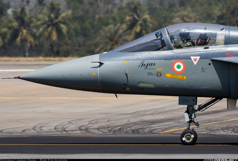 Индийский истребитель Tejas