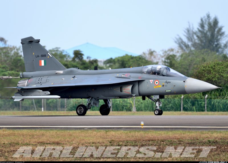 Tejas истребитель