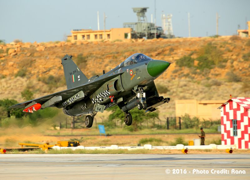 Индийский истребитель Tejas