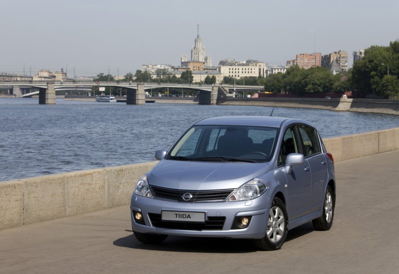 Nissan Tiida 2010