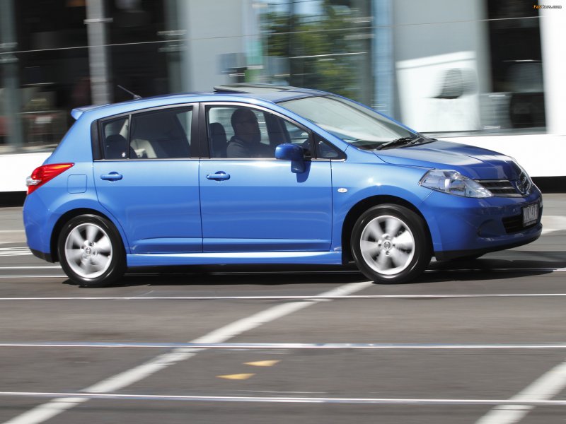 Nissan Tiida 2010