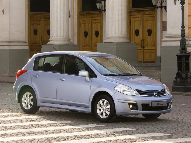Nissan Tiida 2010