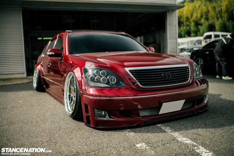 Toyota Celsior ucf31 stance