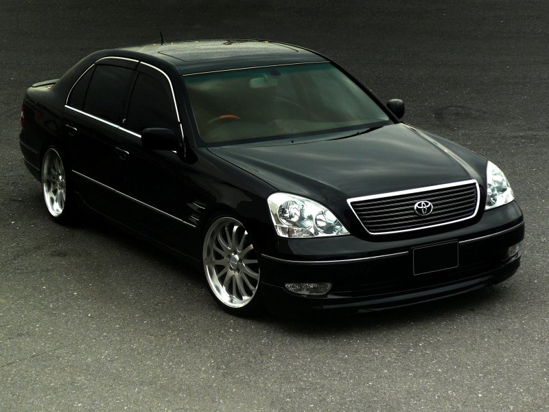 Toyota Celsior 2001